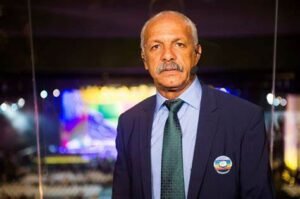 Junior Surpreende ao Responder Arrascaeta Após Partida do Flamengo