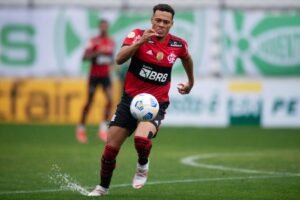 Fulham pede quase R$ 400 milhões por Rodrigo Muniz; Flamengo pode lucrar com venda milionária