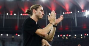Filipe Luís explica a causa da derrota do Flamengo na Libertadores