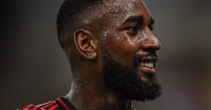 Gerson comenta a decisão de Filipe Luís em poupar atletas durante as partidas.