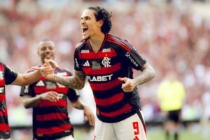 Pedro aguarda ansiosamente por convocação para Flamengo x Santos.
