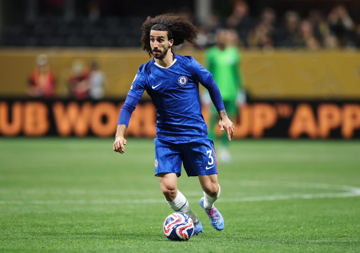 Cucurella vê partida contra o Flamengo como aprendizado antes do duelo com o Palmeiras: 'Uma lição'