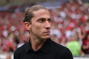 Escalação do Flamengo para o confronto de hoje contra o Fluminense.