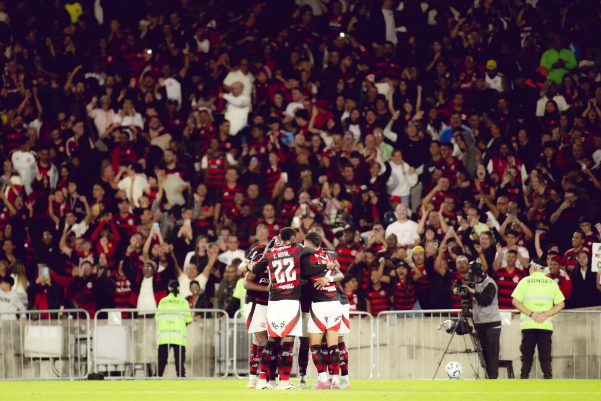 Flamengo assume a liderança nas probabilidades de conquistar o título do Brasileirão.