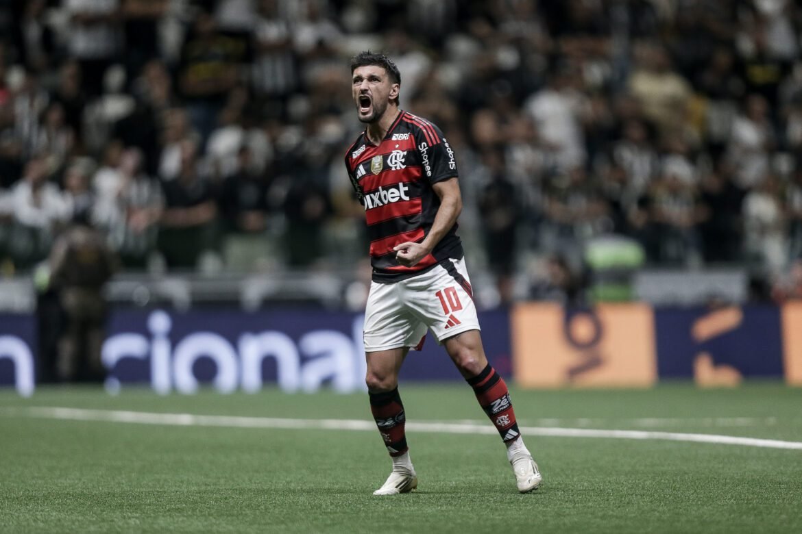 Flamengo busca reverter a situação no Brasileirão e conta com Arrascaeta para conquistar a vitória sobre o Mirassol no Maracanã.