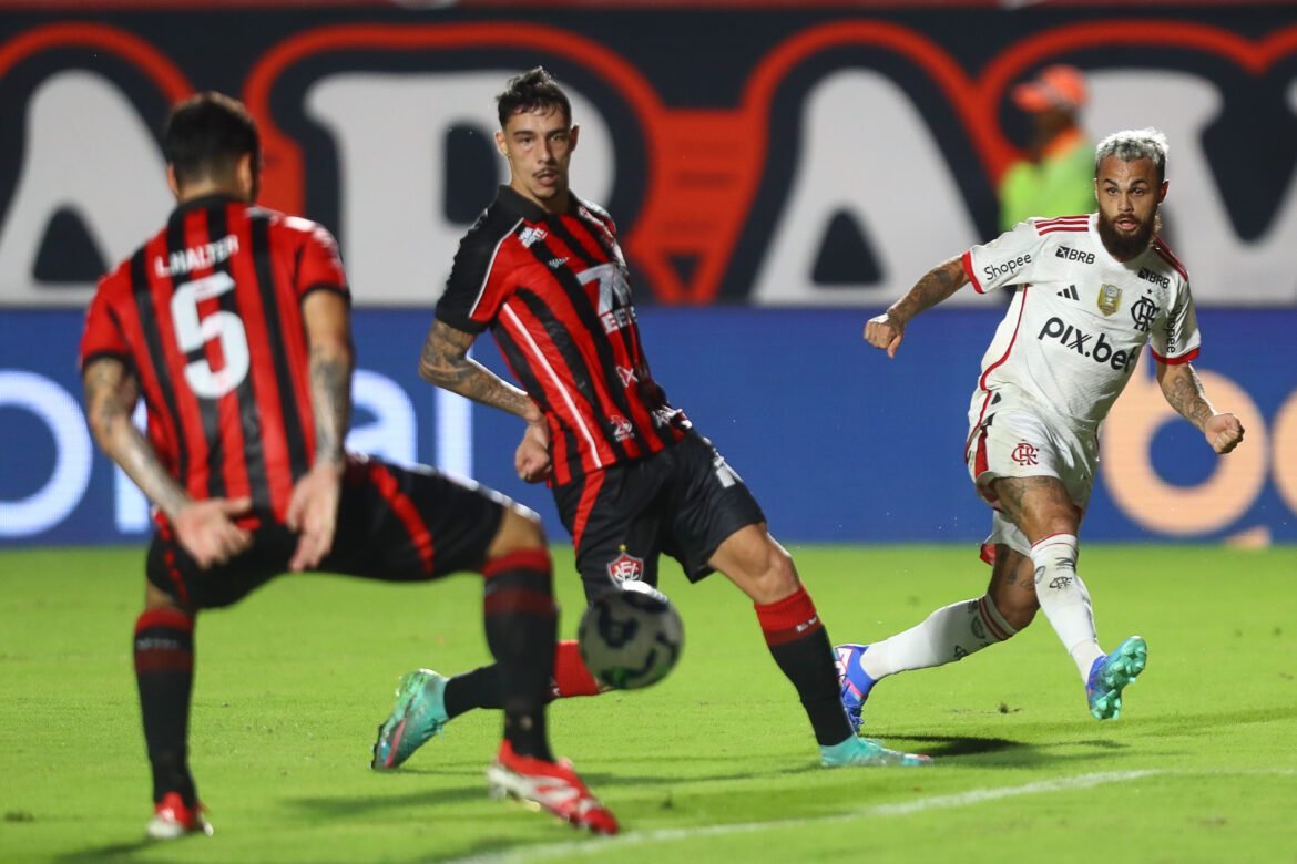 Próximo adversário do Flamengo, Vitória é a equipe mais agressiva do Campeonato Brasileiro.