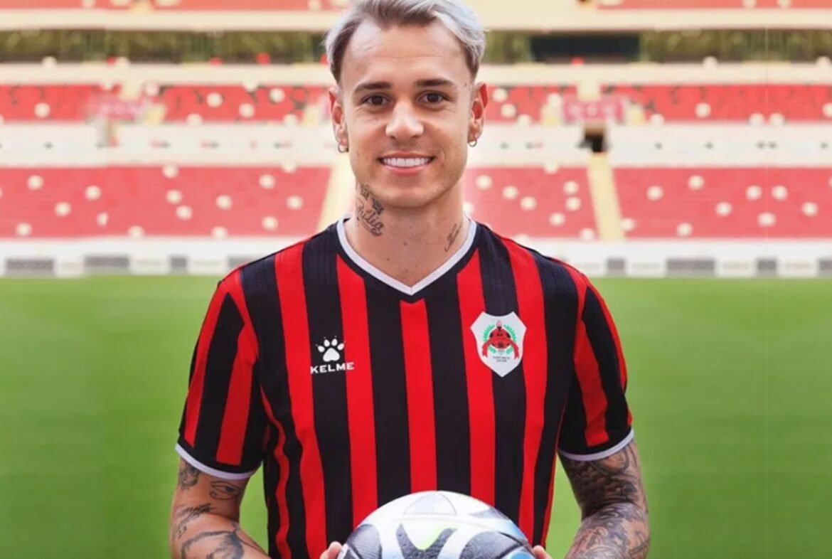 Róger Guedes foi cobiçado pelo Flamengo durante a janela de transferências, segundo informações de um portal.