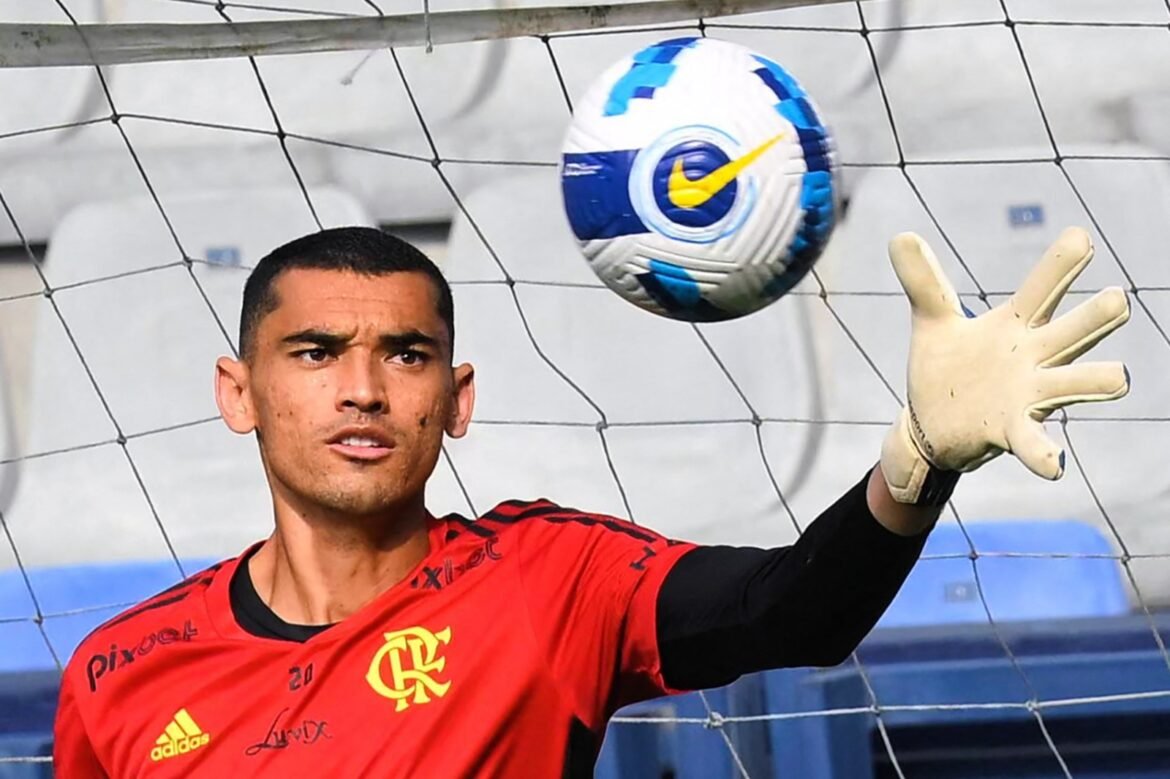 Santos compartilha detalhes e emoções sobre sua experiência no Flamengo.