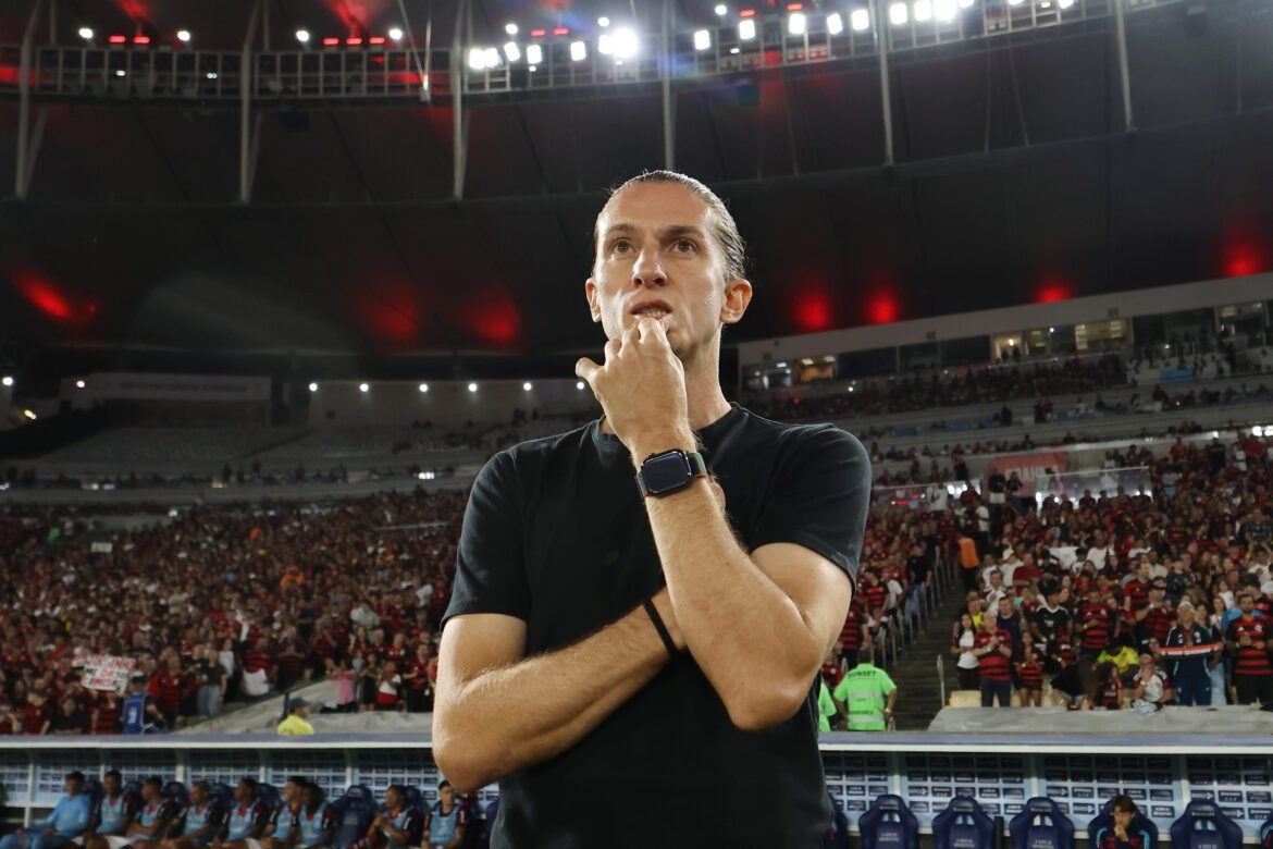 Estudiantes apresenta plano estratégico para enfrentar as dificuldades do Flamengo, avalia comentarista.