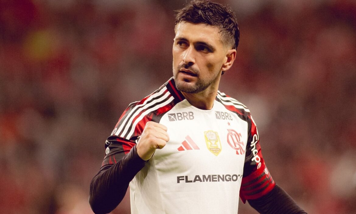 Flamengo torce para que Arrascaeta não se junte à seleção do Uruguai durante a Data Fifa.