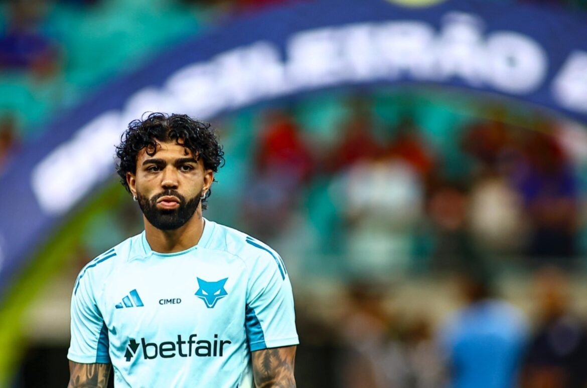 Gabigol faz belo gol e assegura a vitória do Cruzeiro no Campeonato Brasileiro.