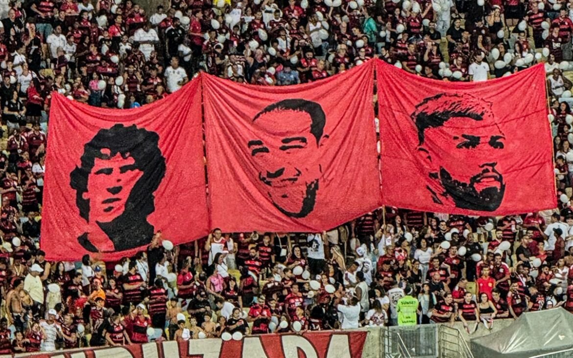 Os 5 bandeirões mais emblemáticos da torcida Rubro-Negra