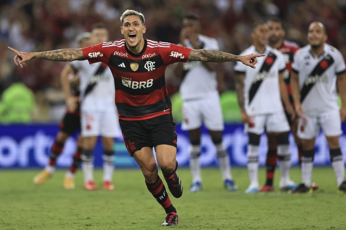 Pedro tem a chance de fazer história enfrentando o Vasco, seu rival favorito no Rio de Janeiro.
