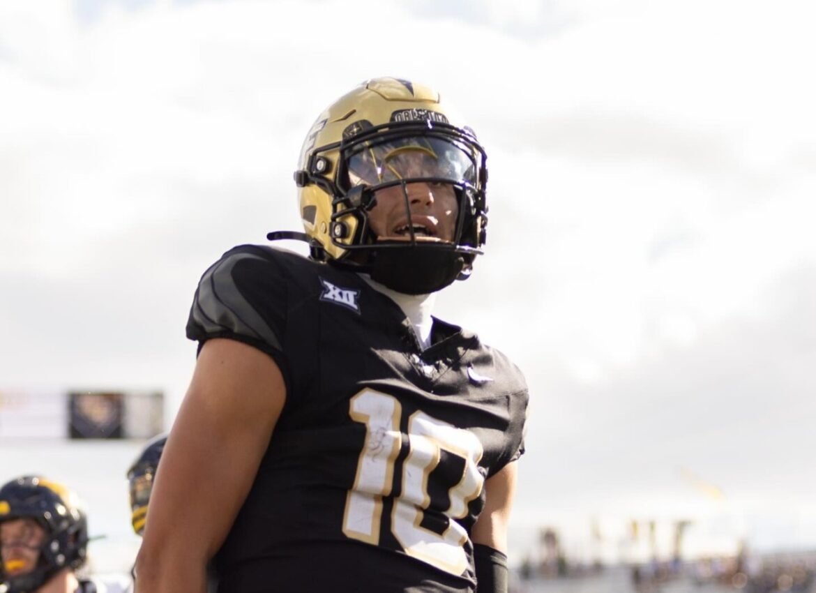 Davi Belfort, jogador rubro-negro, marca seu primeiro touchdown no futebol americano universitário.