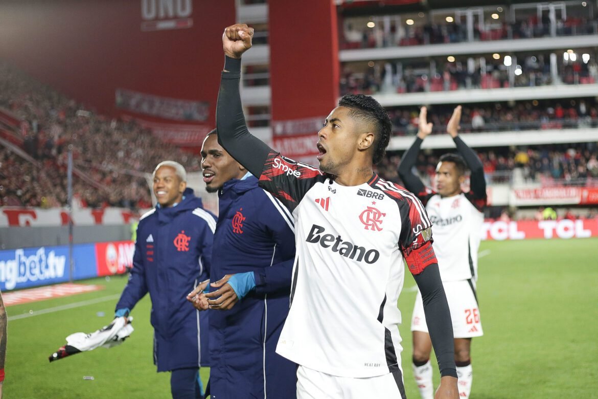 Drama em La Plata: Flamengo avança ao eliminar Estudiantes nos pênaltis.