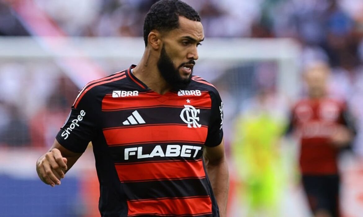 Filipe Luís revela os planos do Flamengo para Juninho em 2025.