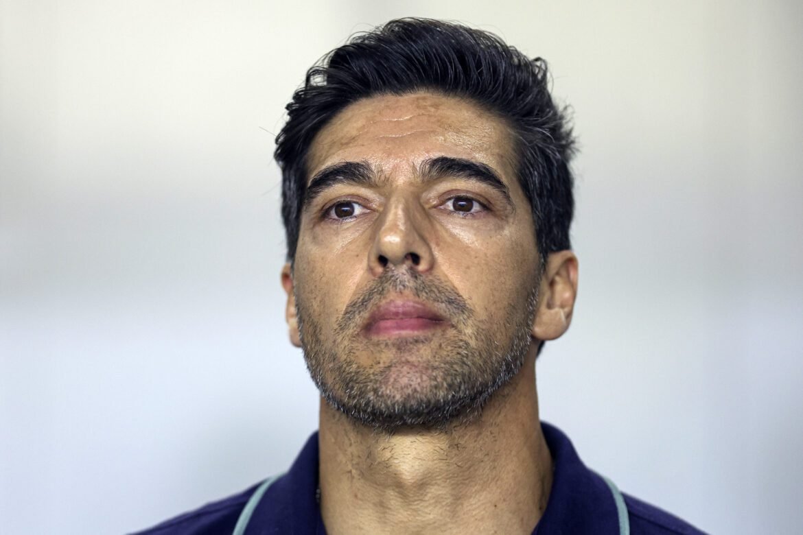 Abel Ferreira comenta sobre 'princípios e valores' ao se pronunciar sobre Bruno Henrique.