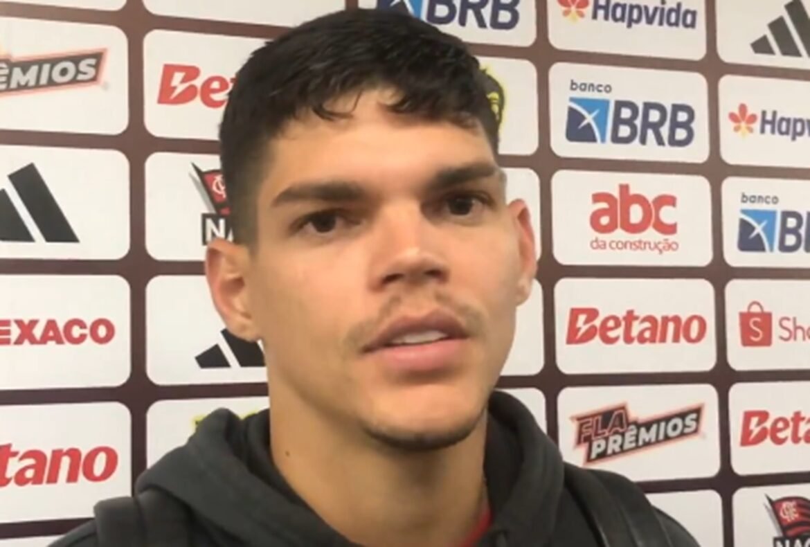 Ayrton Lucas mantém firme o desejo de representar a Seleção Brasileira e envia mensagem a Ancelotti.