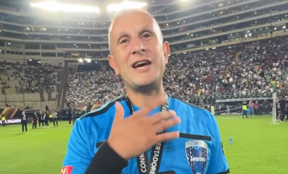 Árbitro da final do Flamengo afirma que irá preservar item da partida em um museu.