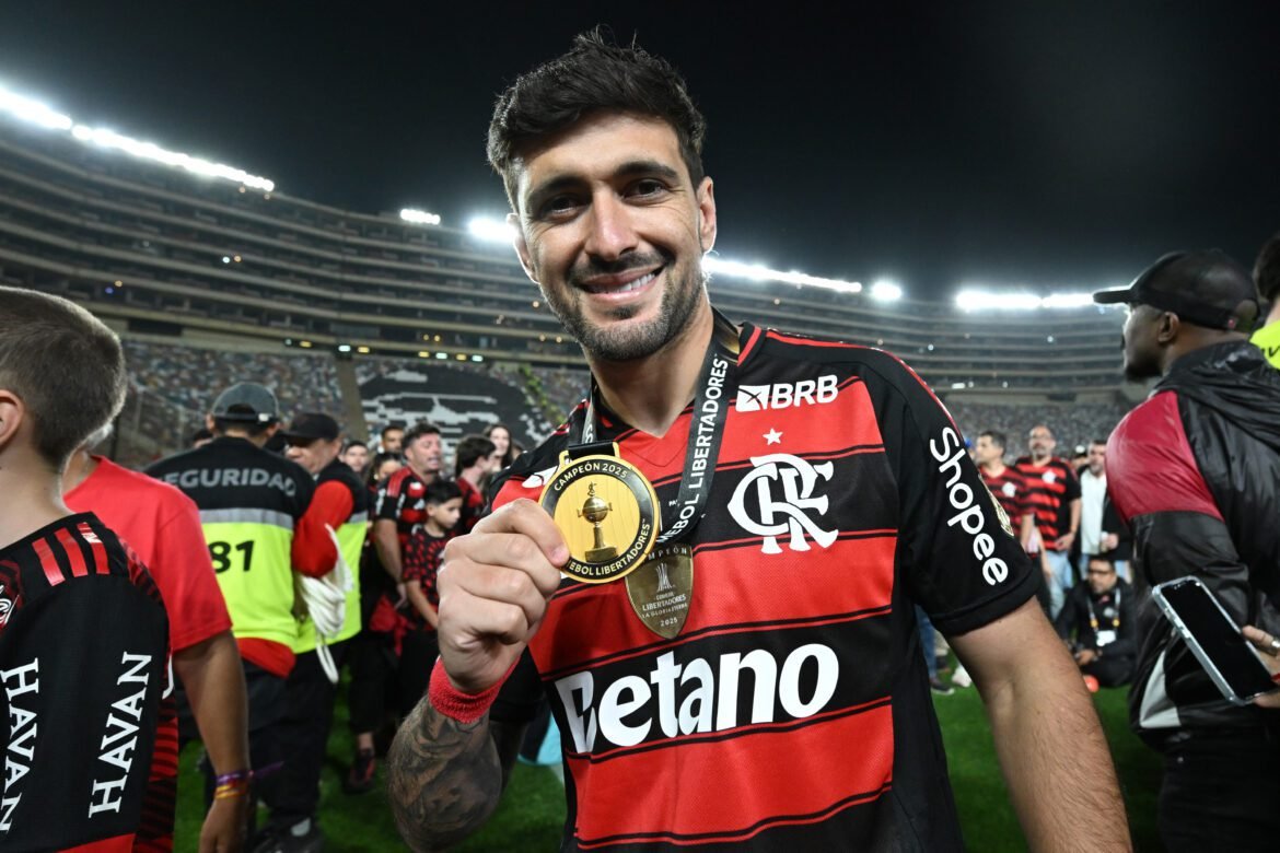 Flamengo faz sua estreia na Copa Intercontinental no dia 10 de dezembro.