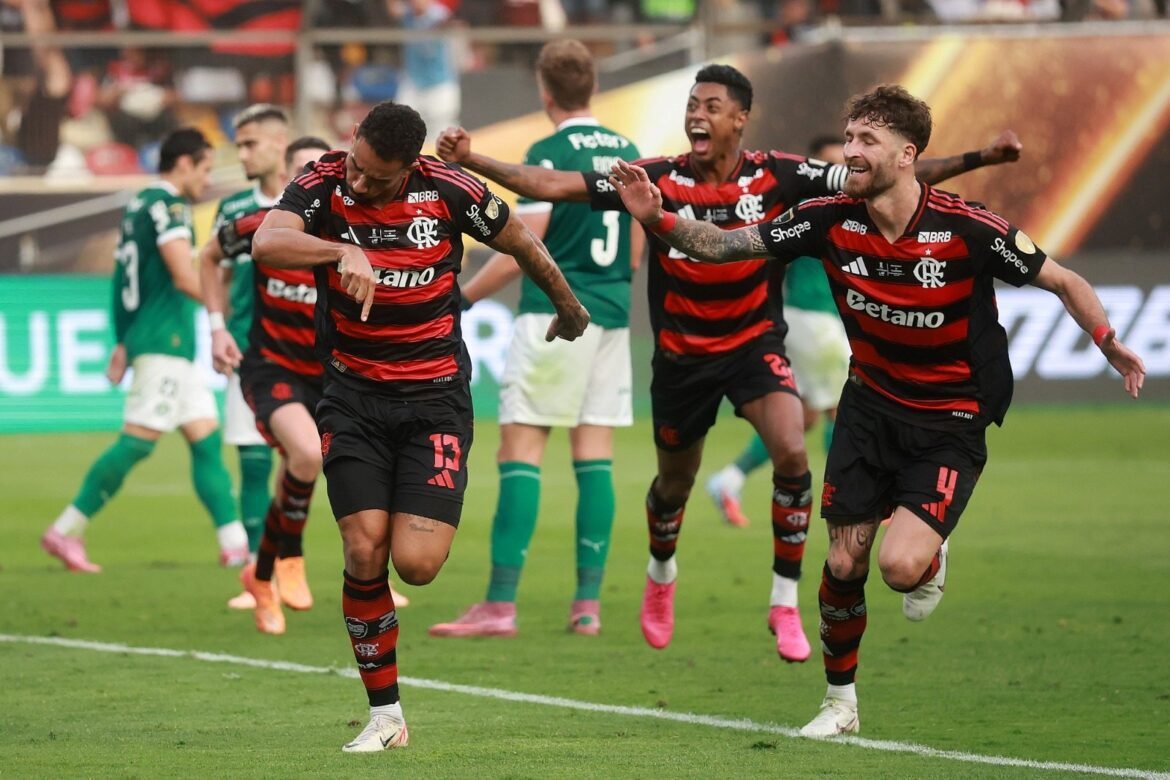 Jornalista critica Palmeiras após derrota para o Flamengo em 2025: 'Virou filhote'