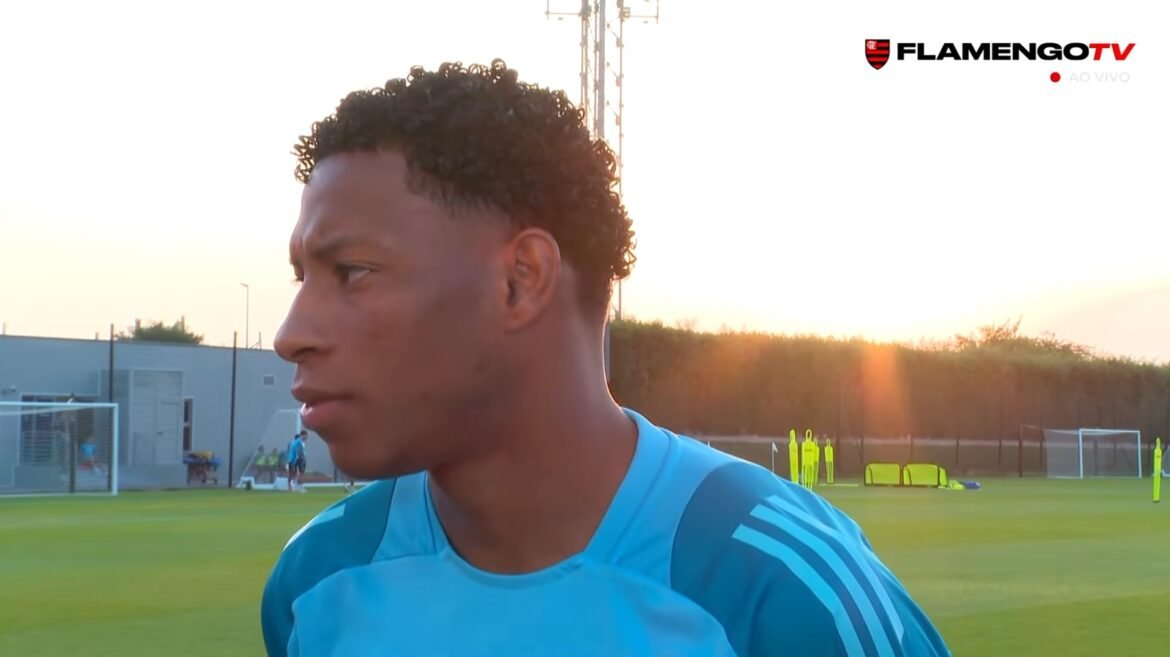 Plata revela que enfrentou o 'pior momento da sua carreira' no Flamengo e esclarece o motivo.