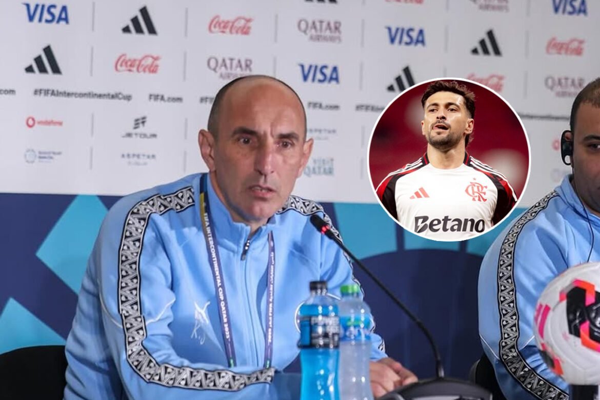 Treinador do Pyramids elogia talento de Arrascaeta e pressiona o Flamengo