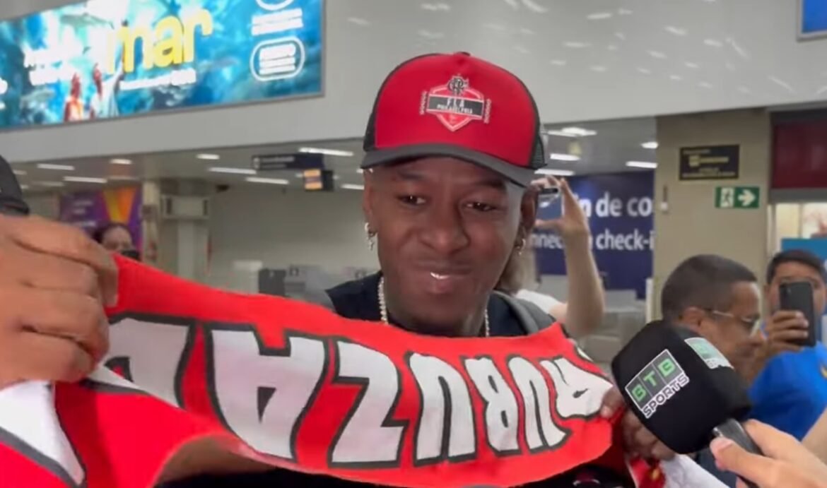 Vitão é aprovado em testes e já tem data marcada para se juntar ao Flamengo.