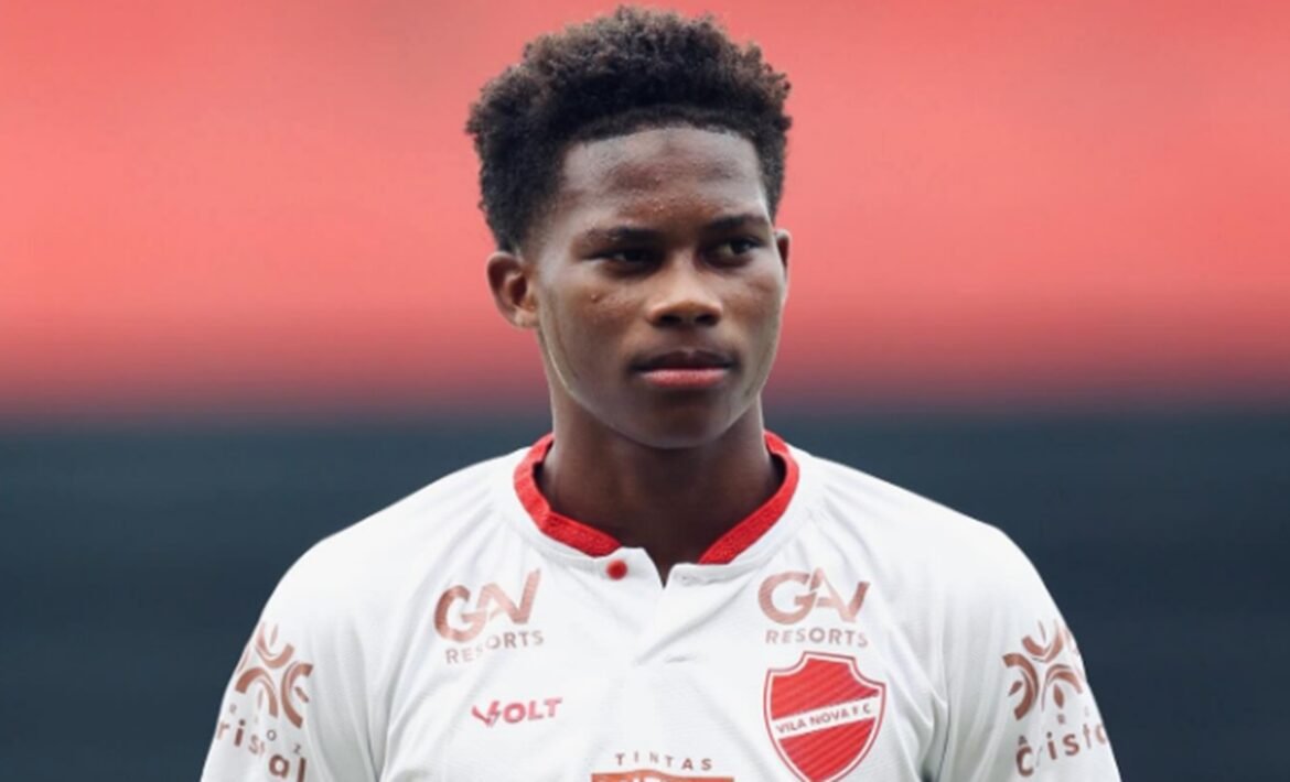 Flamengo analisa a Série B e contrata dois atletas do Vila Nova.