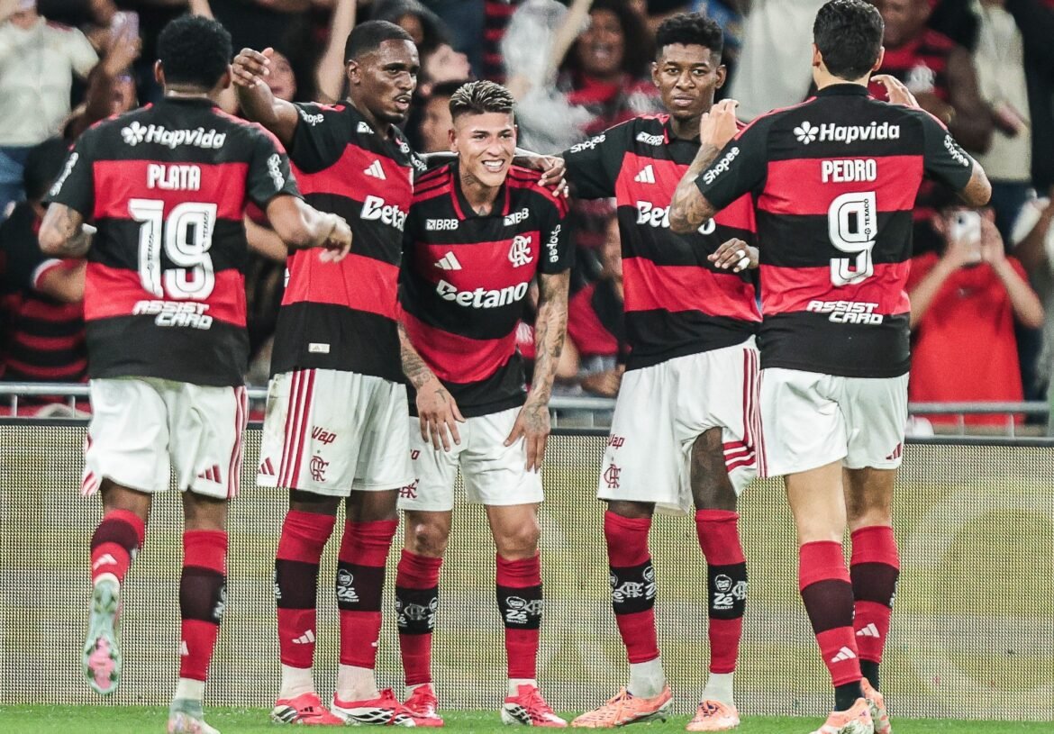 Flamengo vence Vasco por 1 a 0: golaço de Carrascal destaca sua estreia como profissional em 2026.