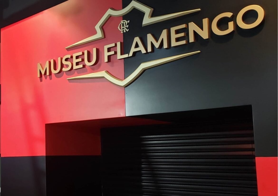 Museu do Flamengo informa sobre fechamento temporário para reformas.