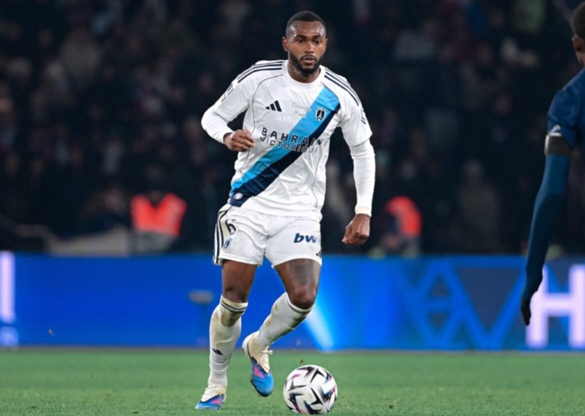 Revelação do Flamengo, Otávio brilha e contribui para a eliminação do PSG na França.
