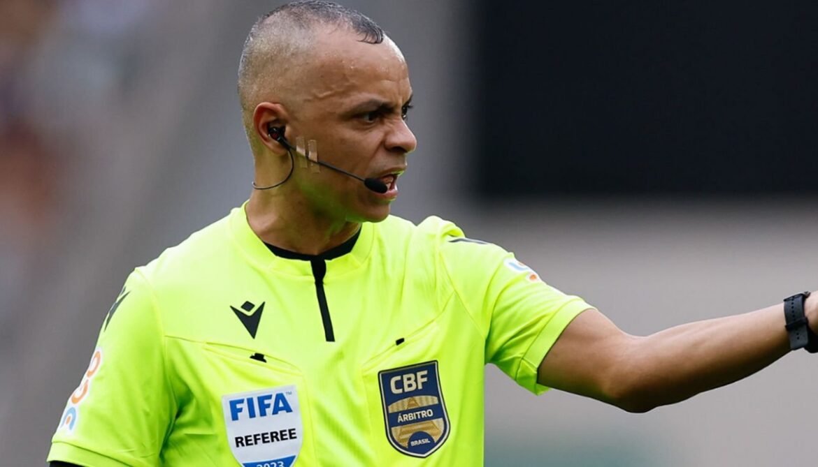 São Paulo e Flamengo: CBF anuncia árbitros para a abertura do Campeonato Brasileiro de 2026.