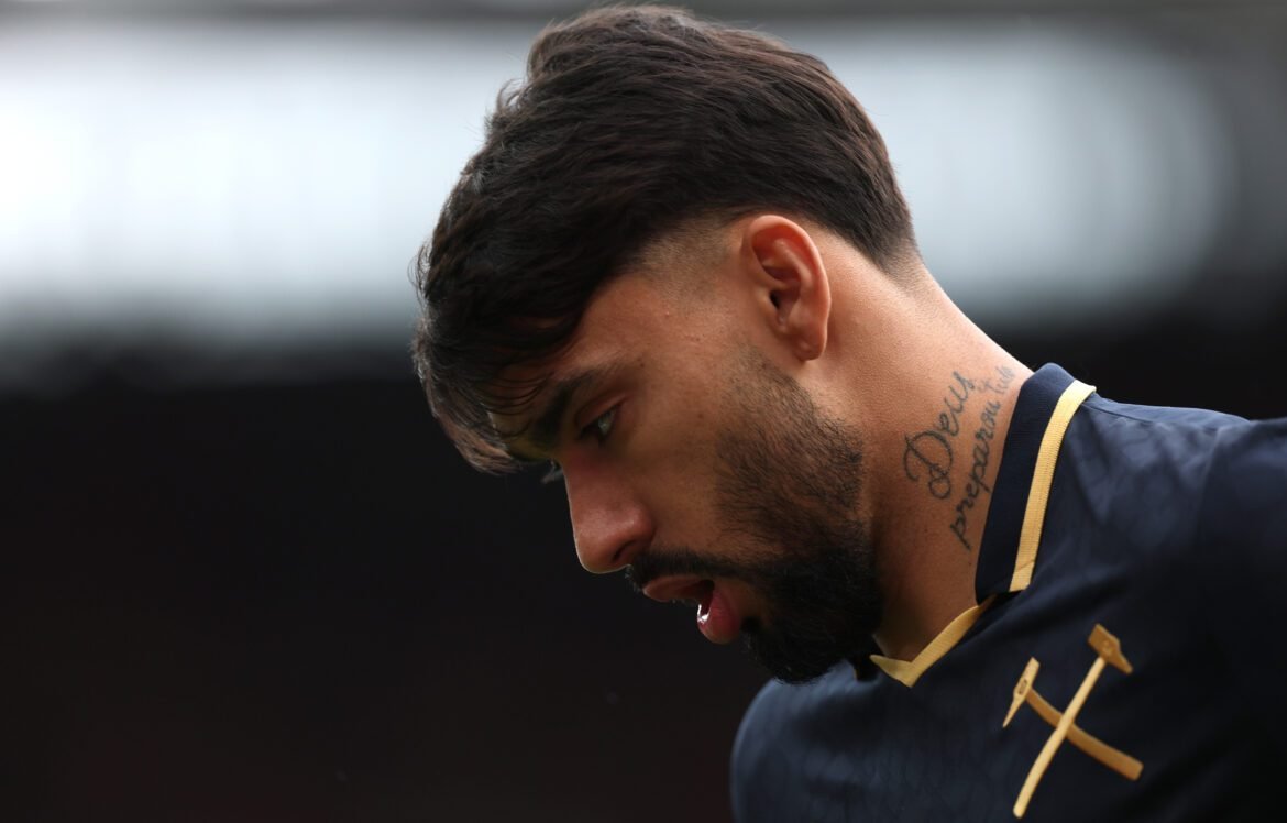 Treinador do West Ham busca impedir transferência de Lucas Paquetá para o Flamengo.