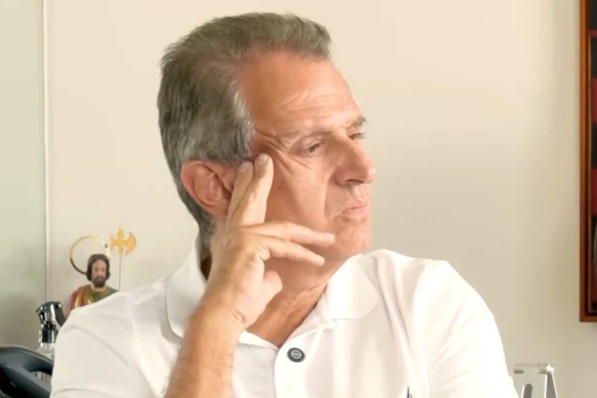 'Exibição de vira-latismo': Presidente do Flamengo é criticado após entrevista