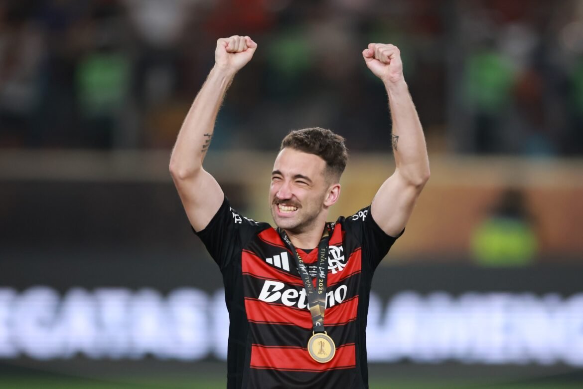 Léo Ortiz atinge a marca de 100 partidas pelo Flamengo