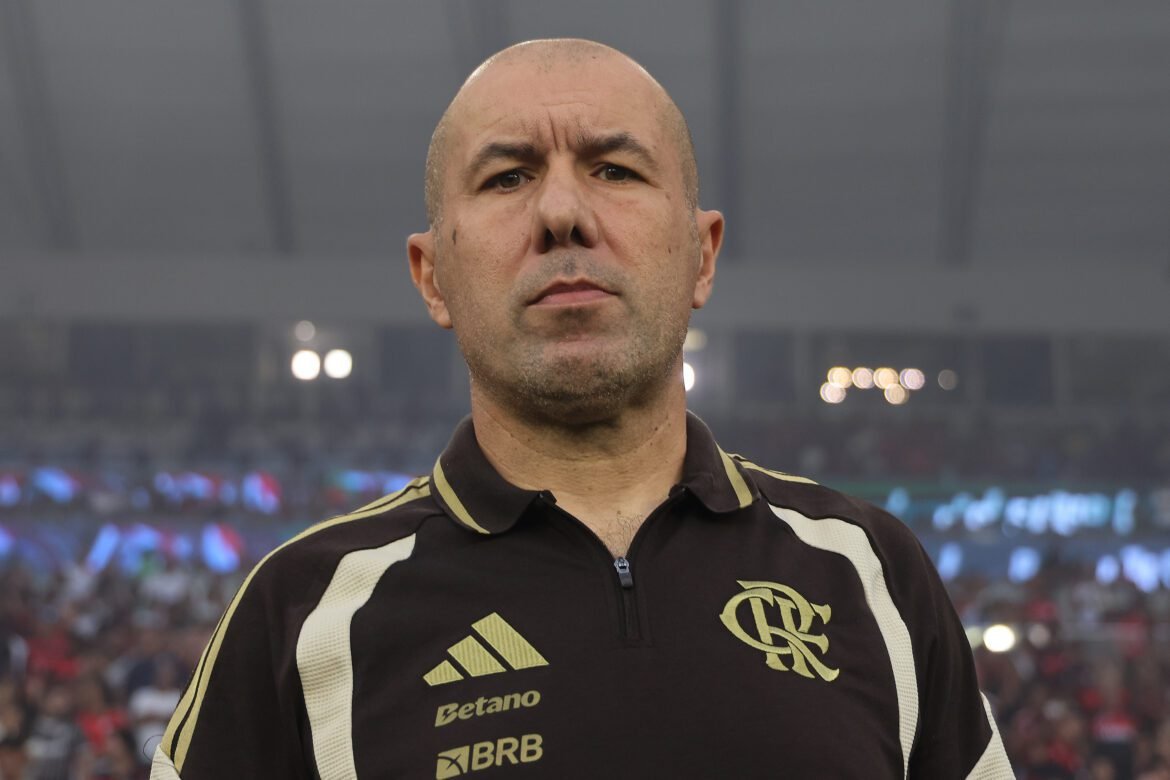 Léo Jardim destaca intenso rodízio no Flamengo e anuncia o fim do time titular fixo.