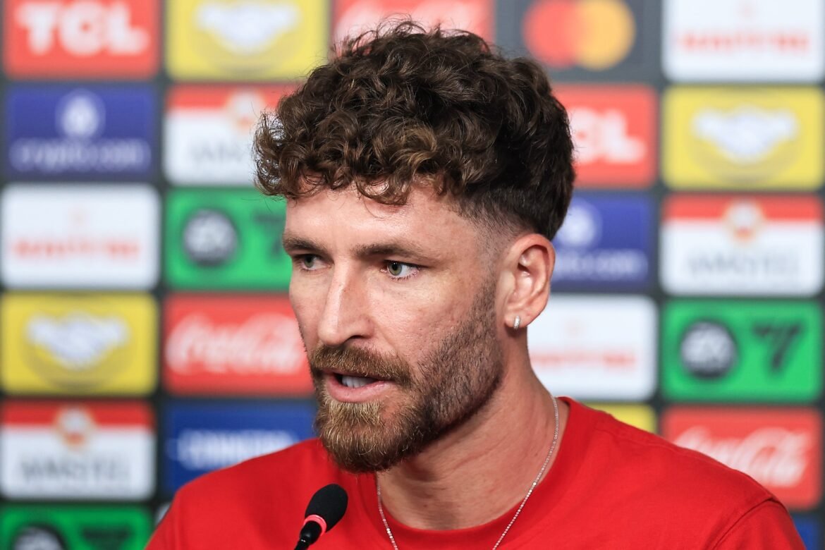 Léo Pereira comenta sobre o reencontro com Gerson e Tite no Maracanã: 'A situação vai esquentar'