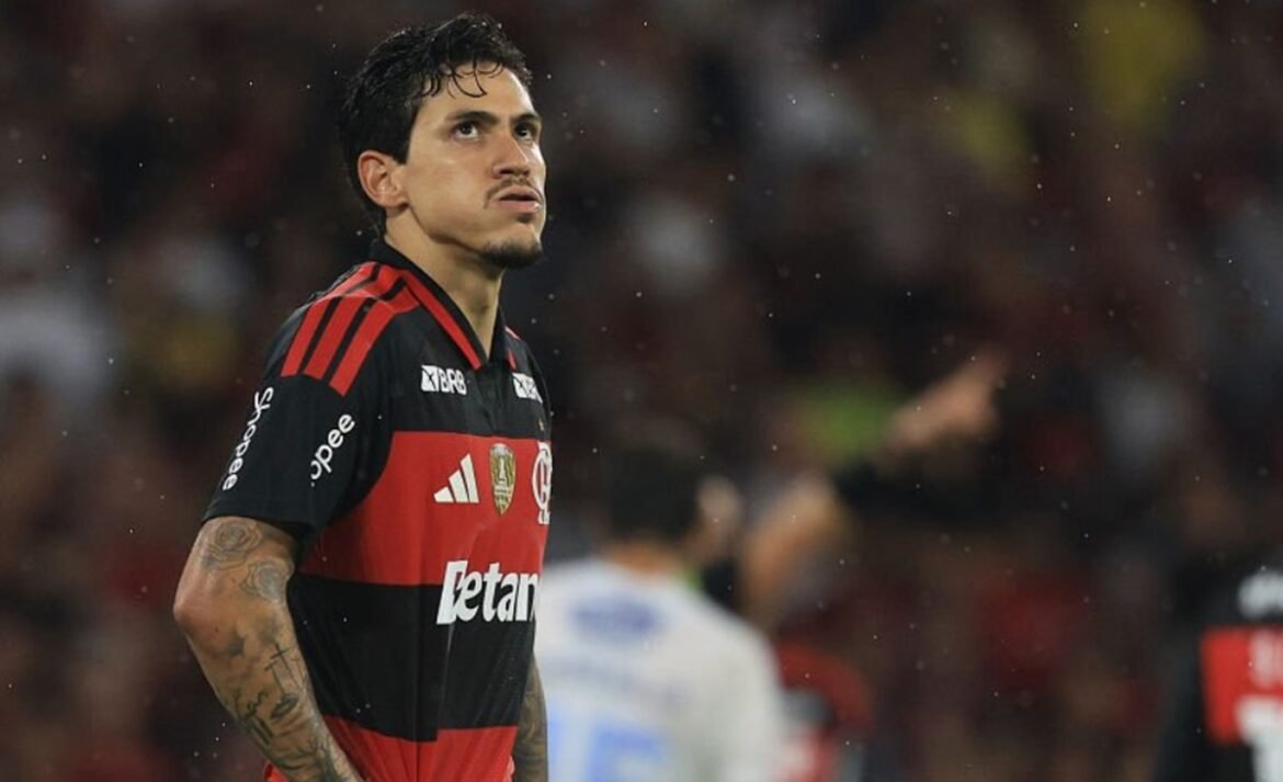 Atualizações do Flamengo: impasse na renovação de Pedro, além de informações sobre Plata e Léo Pereira.