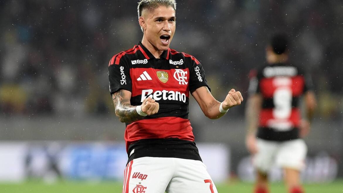 Derrota para o Cruzeiro faz Flamengo ficar 6 pontos atrás do Palmeiras no Campeonato Brasileiro.