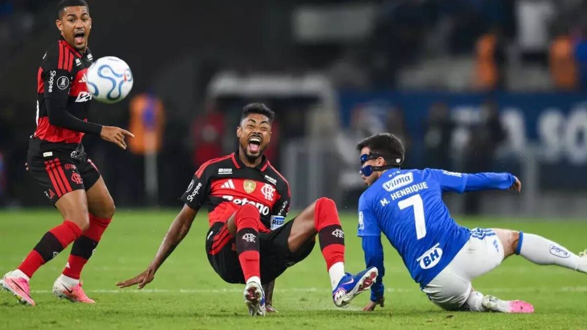 Flamengo empata com o Cruzeiro e Matheus Henrique fica fora do próximo confronto.