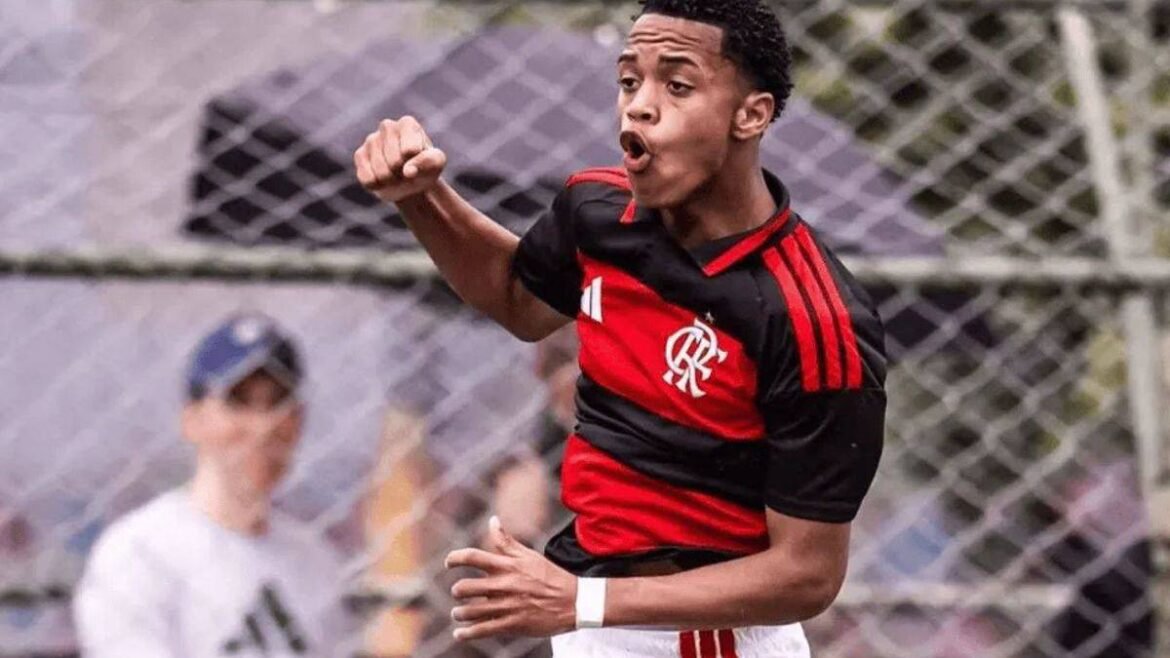 Flamengo protege Pavuna e impede transferências para clubes europeus.