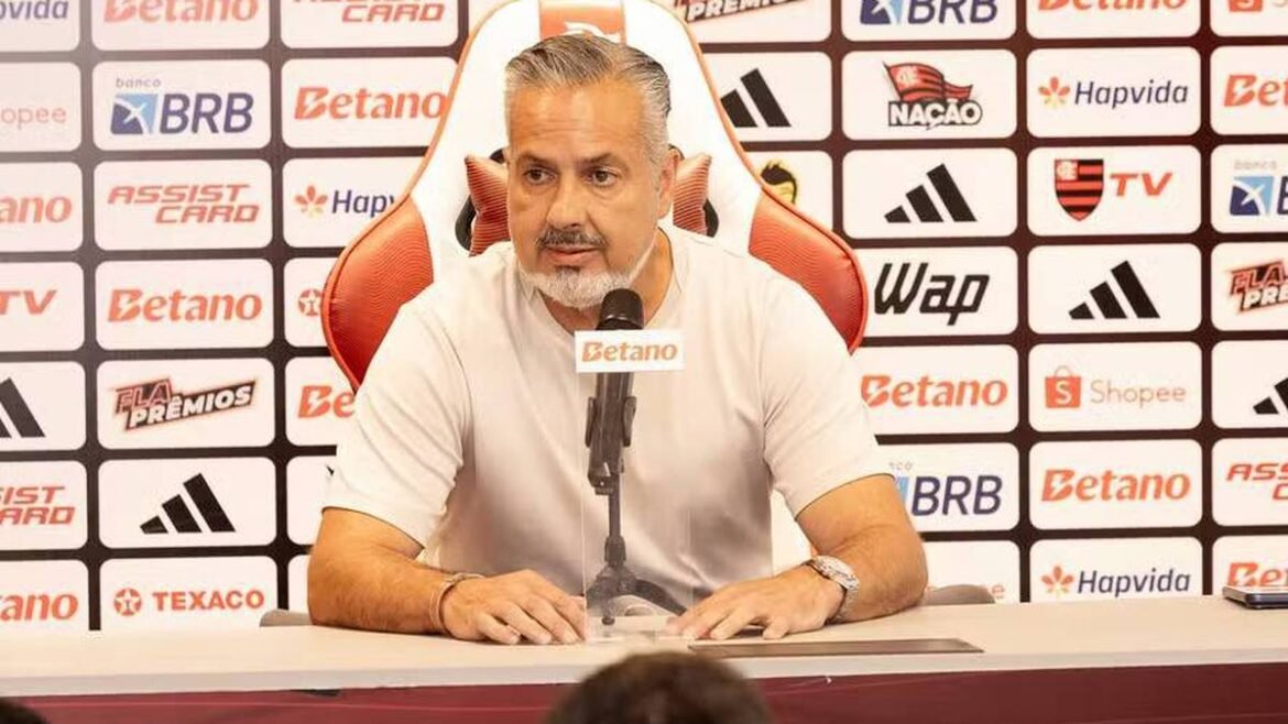 Flamengo fecha acordo com Anthony Valencia e Joaquín Freitas, além de renovar contrato com Erick Pulgar.