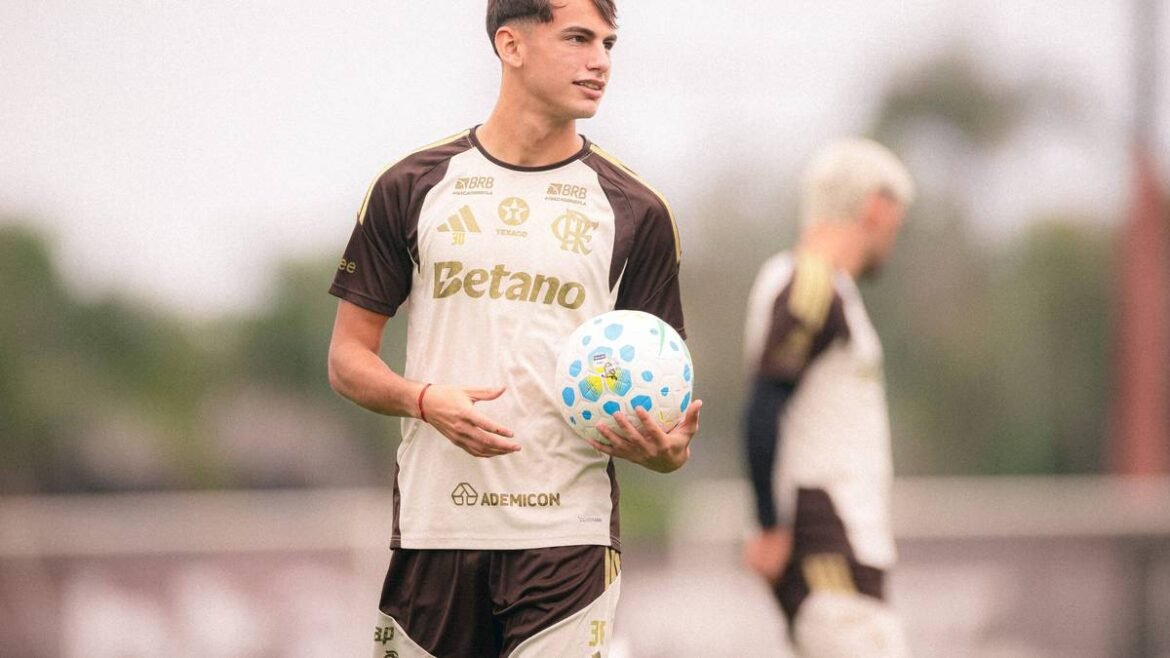 Flamengo oficializa regularização de Valencia e Freitas no BID e planeja estreia.