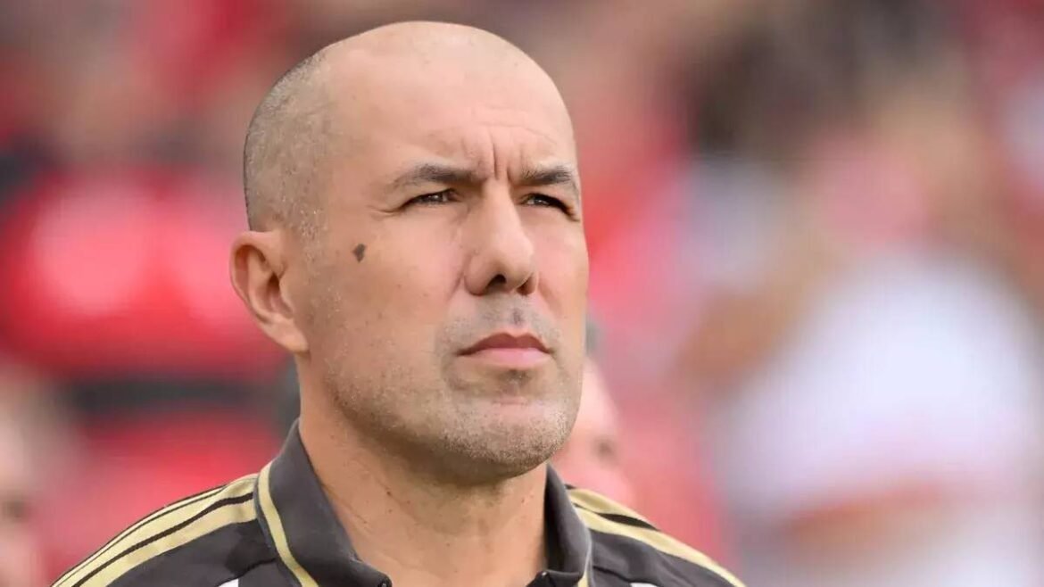Preocupação com a vulnerabilidade do Flamengo no segundo tempo para a Libertadores